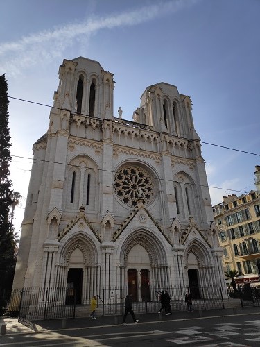 Catedral de Niza curso de franc&eacute;s